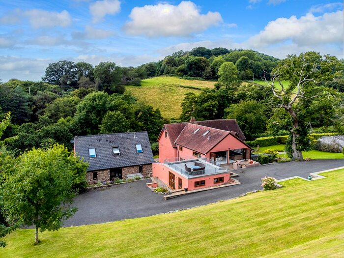 6 Bedroom Detached House For Sale In Mill End, Coleford, GL16