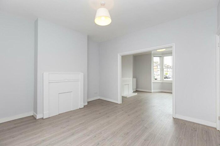 3 Bedroom House To Rent In Engleheart Road, London, SE6