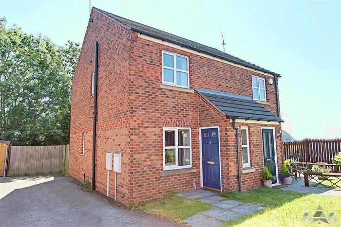 2 Bedroom Semi-Detached House To Rent In Whisperwood Close, Duckmanton, Chesterfield, Derbyshire, S44