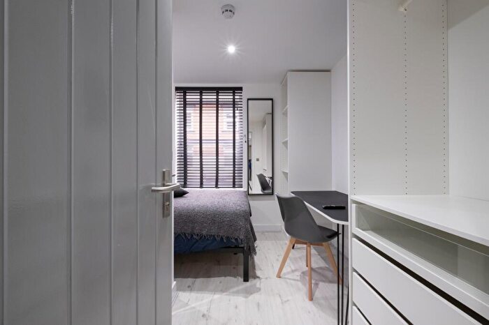 6 Bedroom Terraced House To Rent In Portland Street, Lincoln, Lincolnshire, LN5