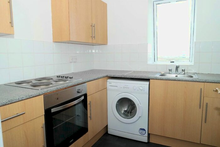 1 Bedroom Flat To Rent In Clive Road, Belvedere, DA17