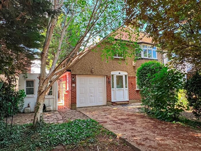 3 Bedroom Semi Detached House For Sale In Park Way, West Molesey, KT8