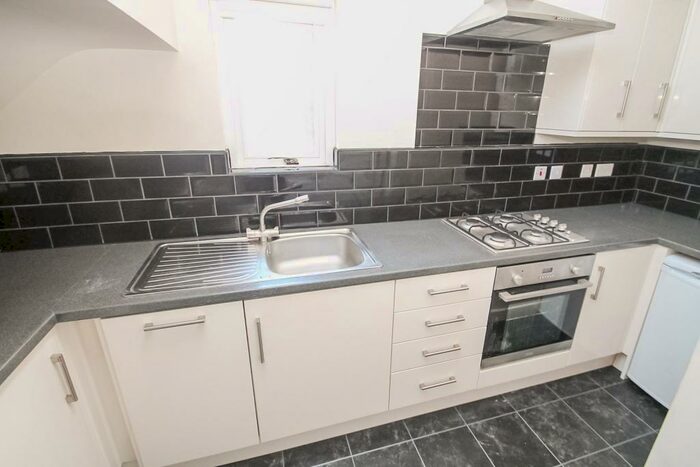 4 Bedroom Apartment To Rent In Bills Inlcuded - Clarendon Road, City Centre, Leeds, LS2