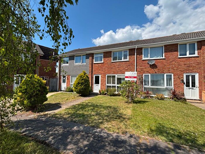 3 Bedroom Terraced House For Sale In De Havilland Way, Christchurch, BH23