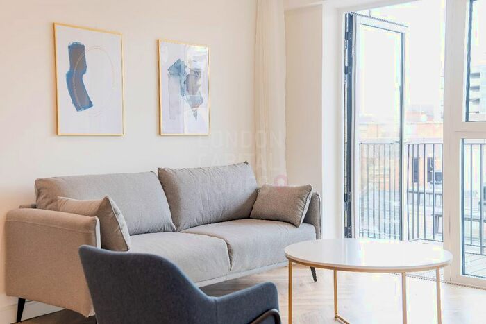 1 Bedroom Flat To Rent In Canning House, Heritage Walk, Kingston Upon Thames, KT1