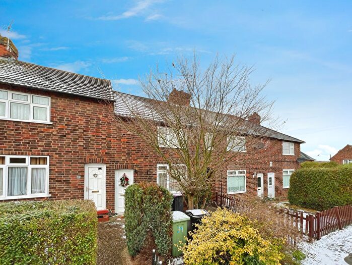 2 Bedroom Terraced House For Sale In Cowes Road, Grantham, Grantham, NG31