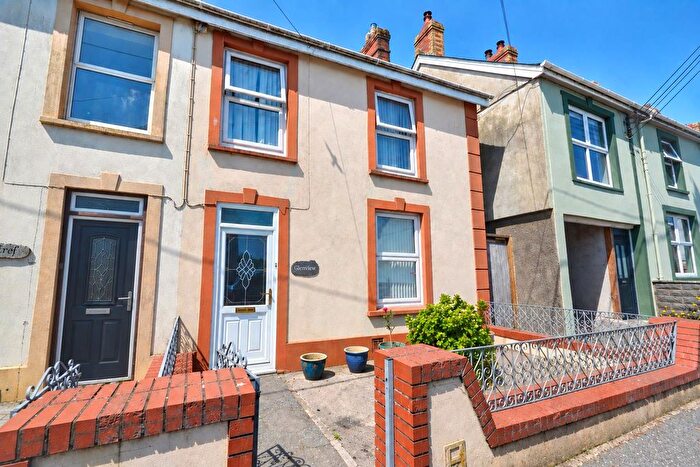 3 Bedroom Semi Detached House For Sale In Clynderwen, SA66