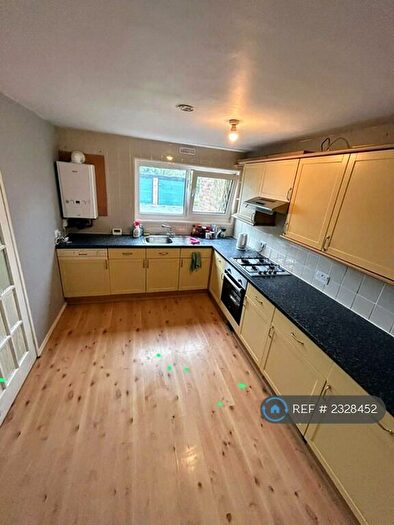 3 Bedroom Terraced House To Rent In Kenilworth Close, Macclesfield, SK11