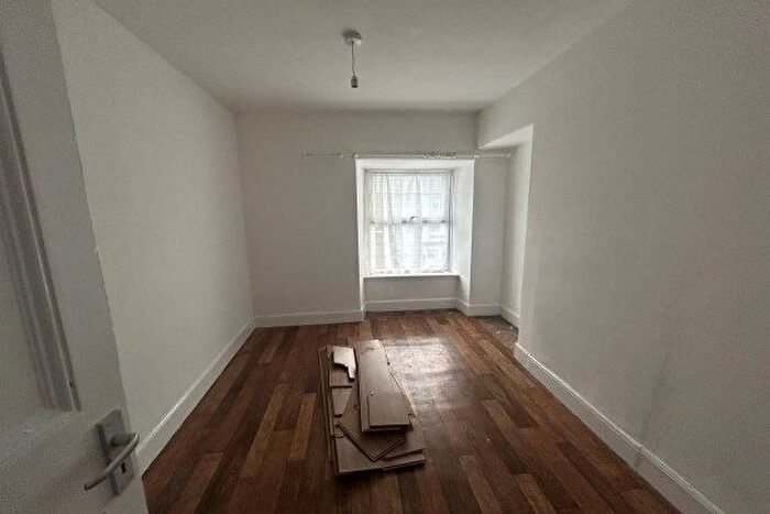 5 Bedroom Terraced House To Rent In Stryd Fawr, Pwllheli, LL53