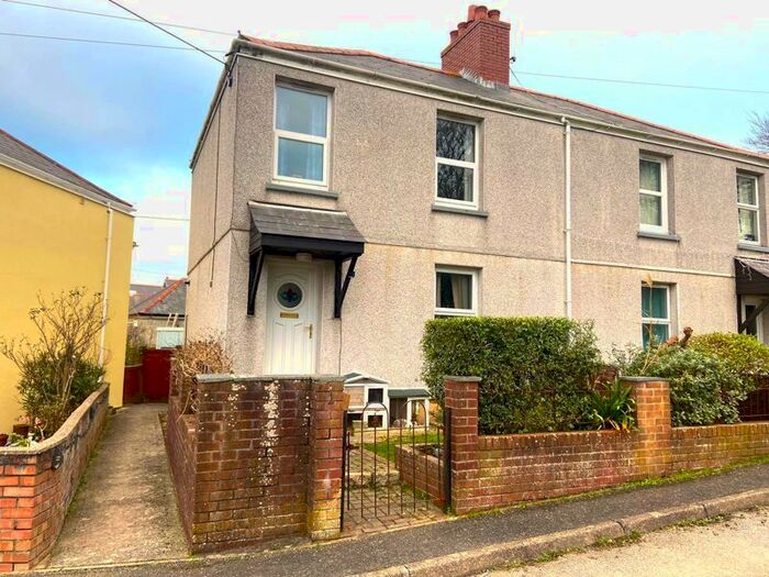 3 Bedroom End Of Terrace House To Rent In Springfield Place, St. Columb TR9
