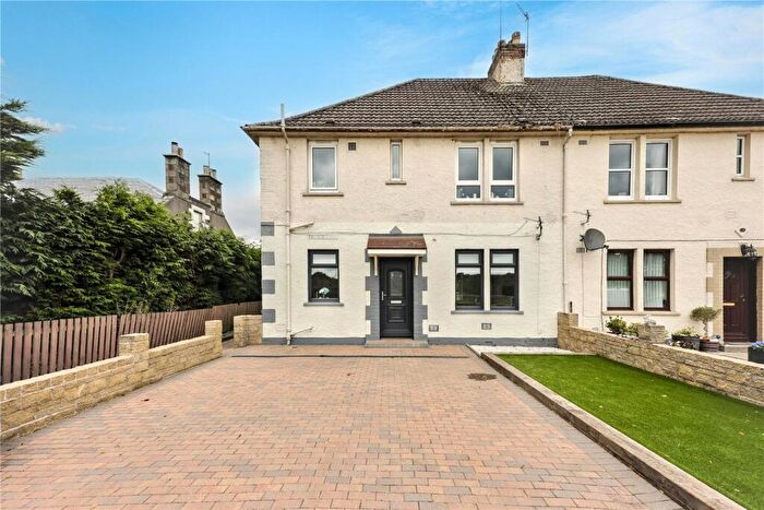 2 Bedroom Flat For Sale In Balfour Place, Milton Of Balgonie, Glenrothes, Fife, KY7