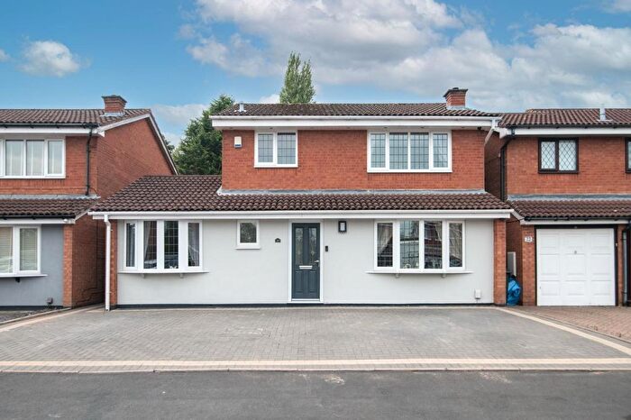 4 Bedroom Detached House For Sale In Whitworth Drive, West Bromwich, B71