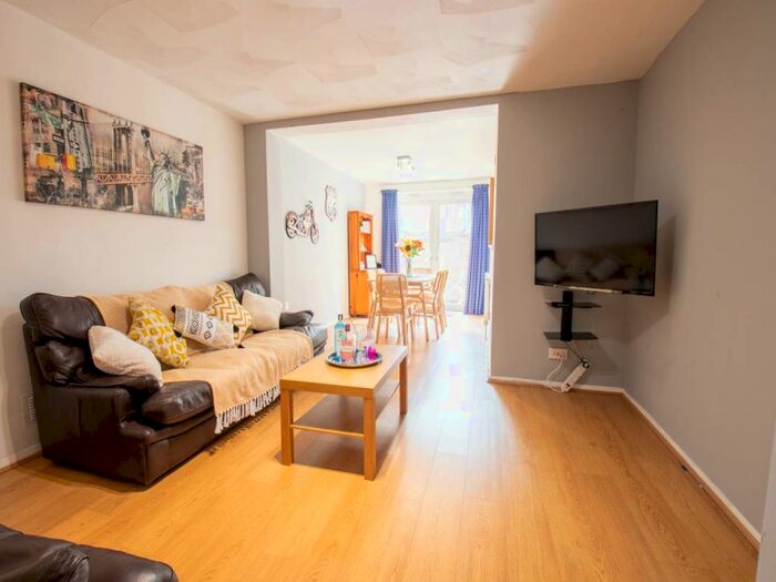 6 Bedroom House To Rent In Payton Mews, Canterbury, Kent, CT1