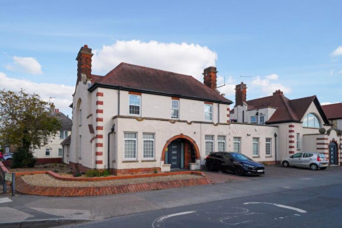 1 Bedroom Flat To Rent In Blenheim Road, Ramsey, PE26