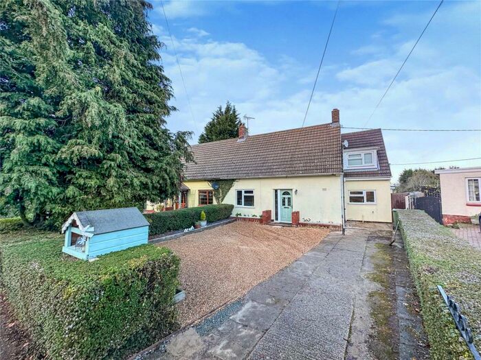 4 Bedroom Semi-Detached House For Sale In Syers Field, Blackmore End, Braintree, Essex, CM7