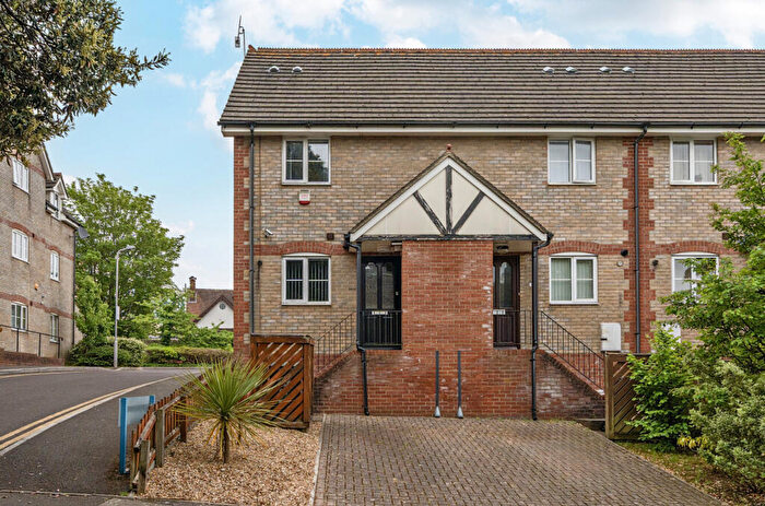 2 Bedroom End Of Terrace House For Sale In Trinity Road, Bournemouth, Dorset, BH1