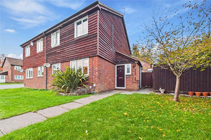 1 Bedroom Terraced House For Sale In Flodden Drive, Calcot, Reading, Berkshire, RG31