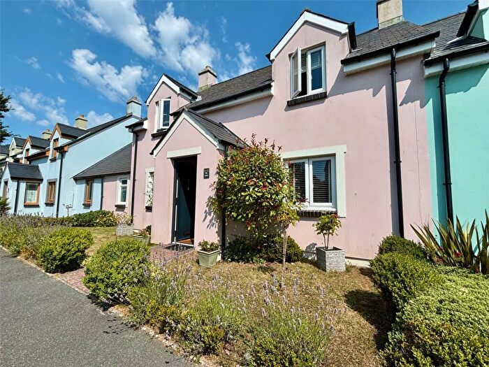 3 Bedroom Link Detached House For Sale In Triplestone Close, Herbrandston, Milford Haven, Pembrokeshire, SA73