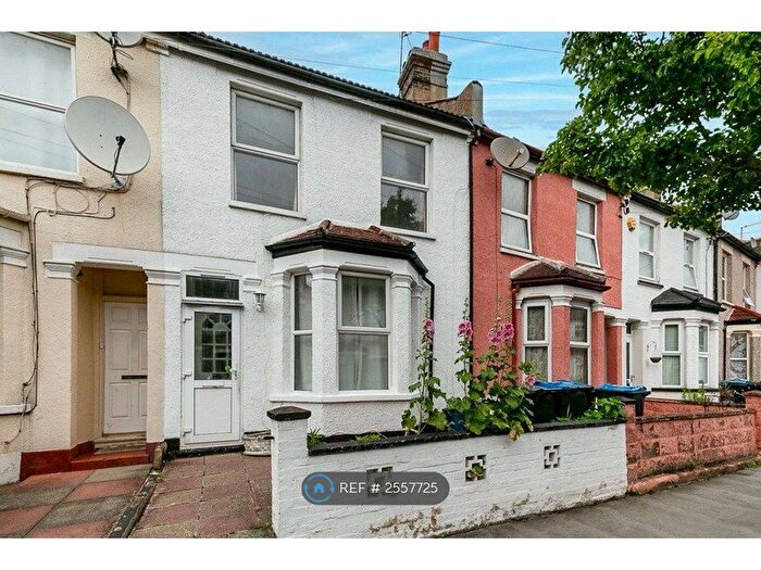 4 Bedroom Terraced House To Rent In Fairholme Road, Croydon, CR0