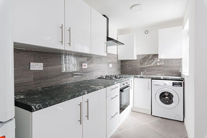 3 Bedroom Terraced House To Rent In Botanic Place, Liverpool, L7