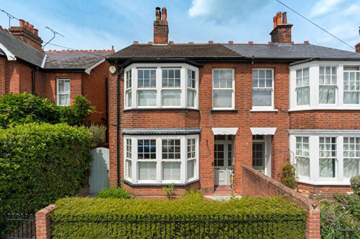 5 Bedroom Semi-Detached House For Sale In Maldon Road, Colchester, Essex, CO3