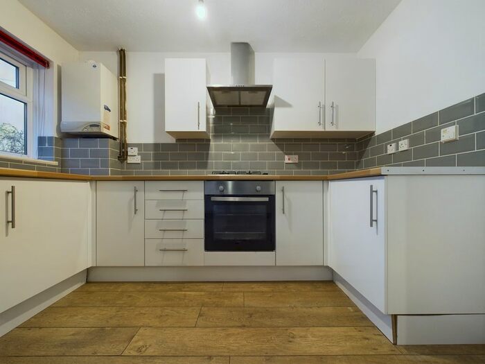 3 Bedroom End Of Terrace House To Rent In Kilton Court, Howdale Road, HU8