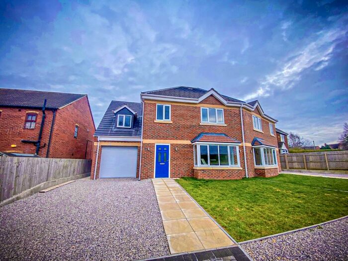 4 Bedroom Semi-Detached House To Rent In Kennel Lane, Reepham, Lincoln, LN3