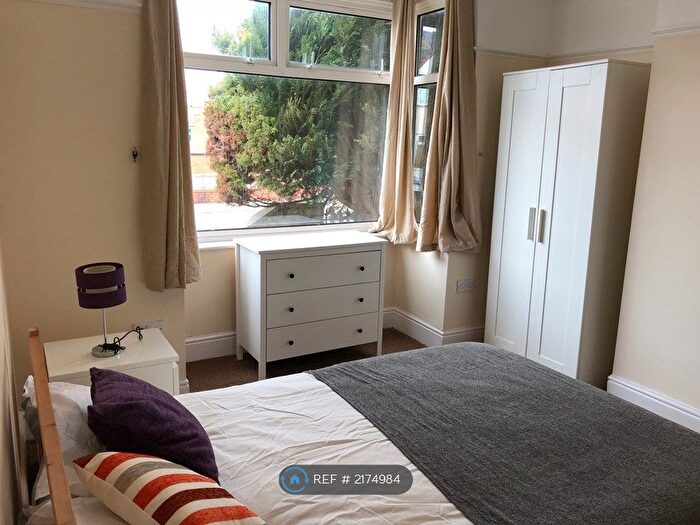4 Bedroom Terraced House To Rent In Enfield Road, Bristol, BS16