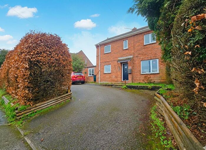 3 Bedroom Semi Detached House For Sale In Green Close, Sturminster Newton, DT10