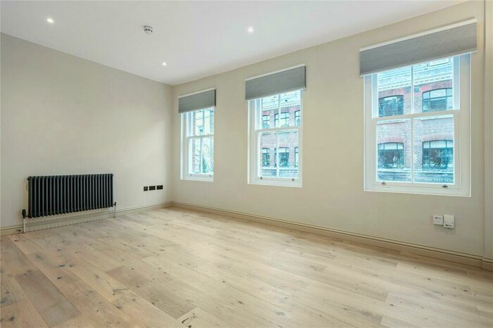 3 Bedroom Apartment To Rent In Exmouth Market, London, EC1R
