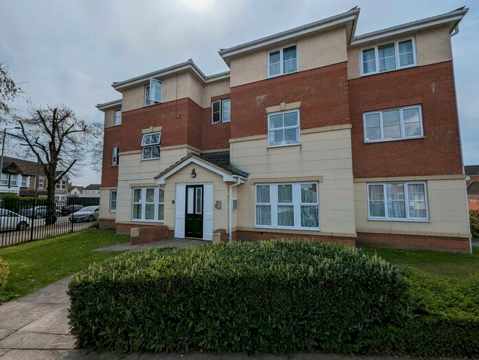 2 Bedroom Flat To Rent In Gillespie Close, Bedford, MK42
