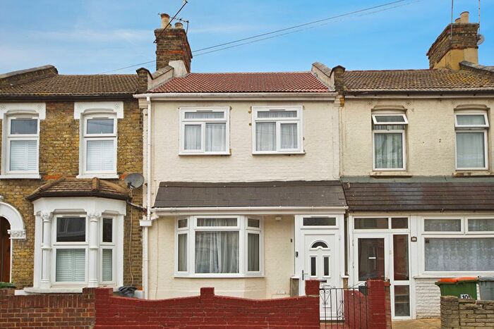 3 Bedroom Terraced House For Sale In Olive Road, Plaistow, London, E13