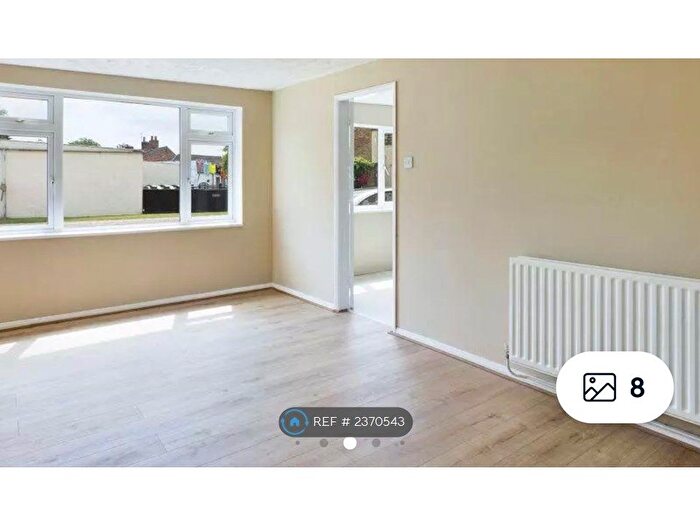 2 Bedroom Flat To Rent In The Old Post Office, New York, Lincoln, LN4