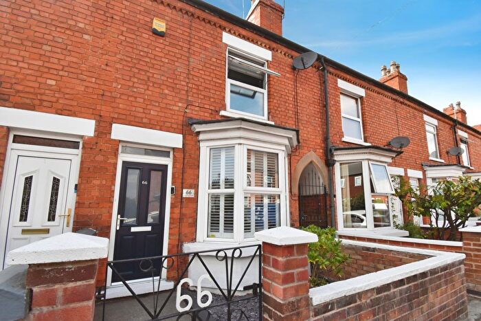 2 Bedroom Terraced House For Sale In Bowbridge Road, Newark, NG24