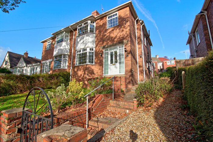 3 Bedroom Semi Detached House For Sale In Enville Close, Newport, NP20