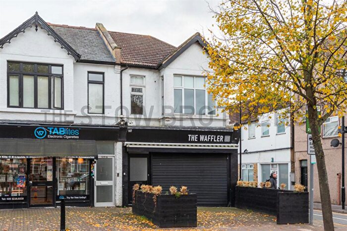 2 Bedroom House To Rent In Station Road, Chingford, E4