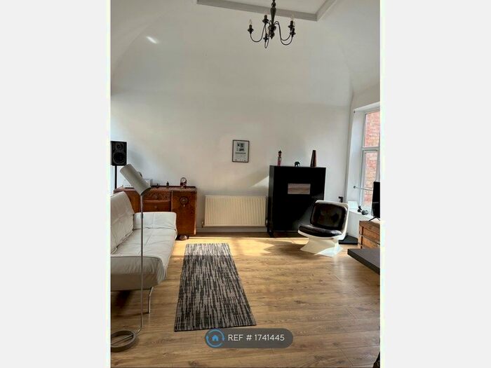 1 Bedroom Flat To Rent In Bowlalley Lane, Hull, HU1