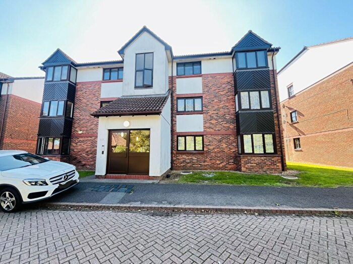 1 Bedroom Apartment To Rent In Talus Close, RM19