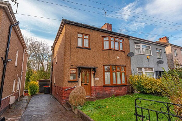 3 Bedroom Semi-Detached House For Sale In Brynglas Road, Newport, NP20