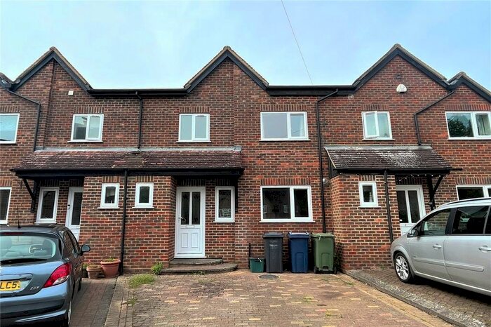 3 Bedroom Property To Rent In Weller Road, Amersham, Buckinghamshire, HP6