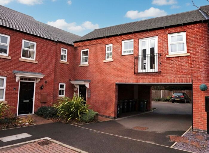 2 Bedroom Flat For Sale In Suffolk Way, Church Gresley, DE11