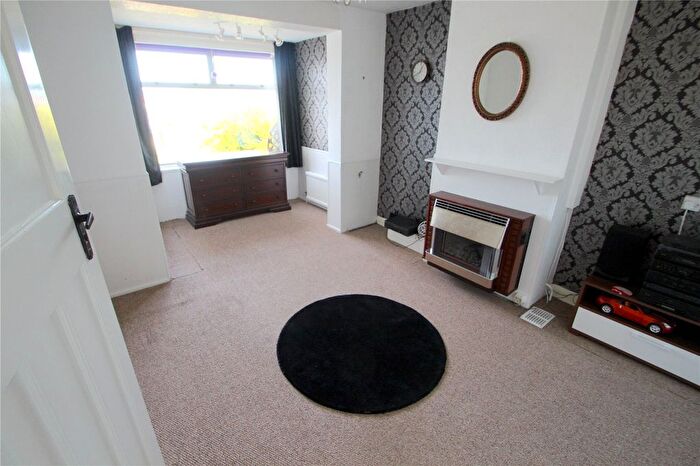 3 Bedroom Terraced House To Rent In Ilchester Crescent, Bristol, BS13