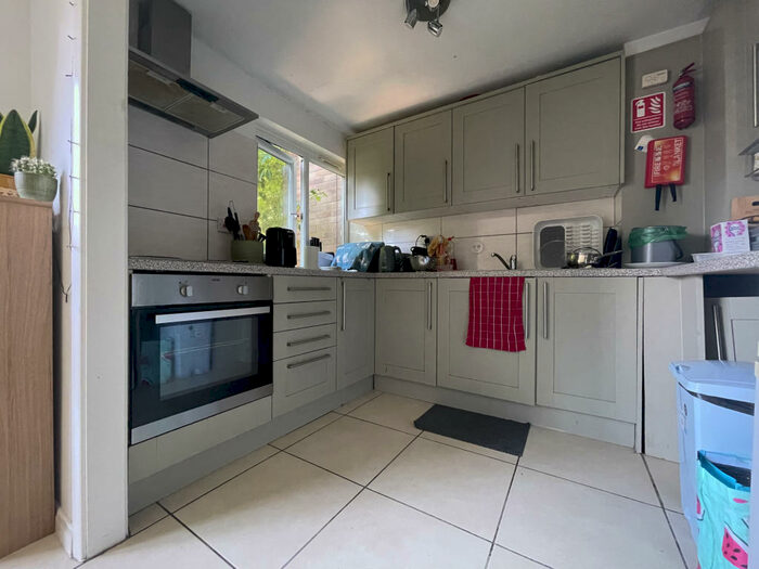 1 Bedroom Terraced House To Rent In The Oaks, Bracknell, RG12