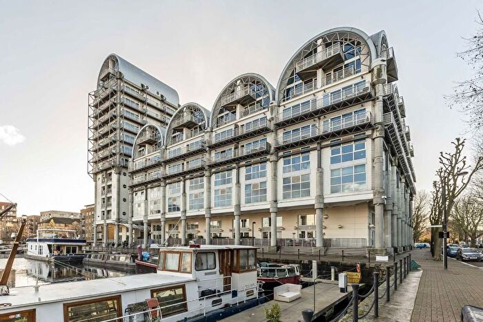 2 Bedroom Flat To Rent In Sweden Gate, London, SE16