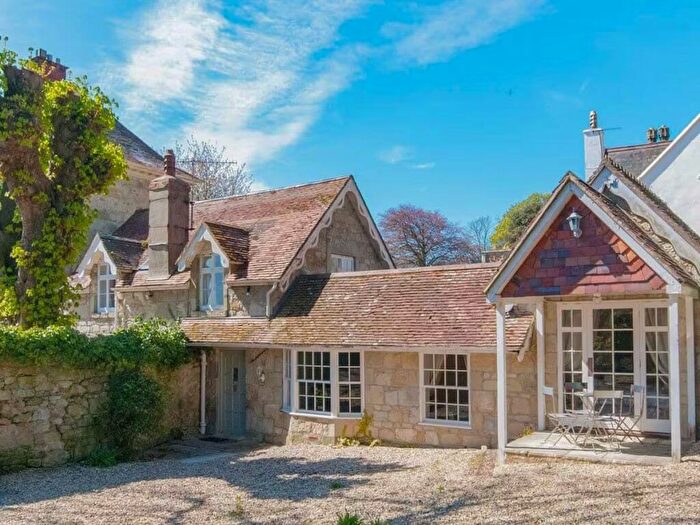 4 Bedroom Semi-Detached House To Rent In Bonchurch Village Road, Ventnor, PO38