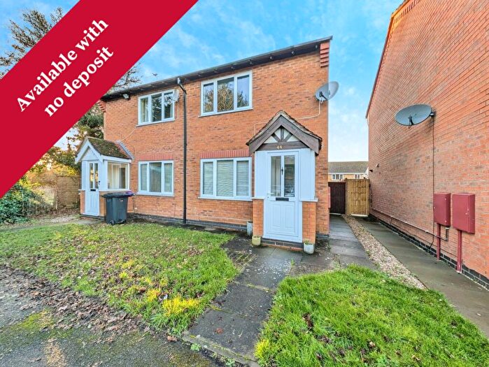 2 Bedroom Semi Detached House To Rent In Ascot Drive, Grantham, NG31