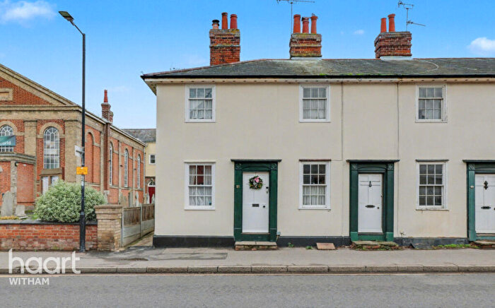 2 Bedroom End Of Terrace House For Sale In High Street, Kelvedon, CO5