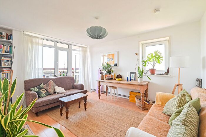 1 Bedroom Flat For Sale In Jodrell Road, Bow, London, E3