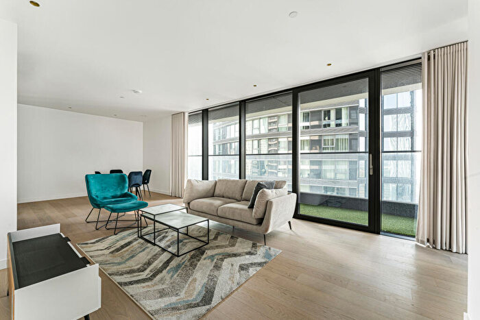 2 Bedroom Apartment For Sale In Wards Place, London, London, London, E14