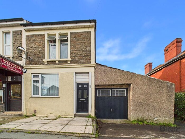 2 Bedroom End Of Terrace House For Sale In Soundwell Road, Soundwell, BS16